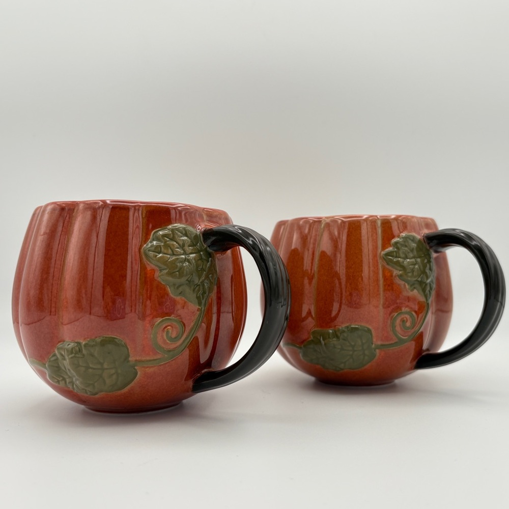 Two Starbucks Hand-Painted Pumpkin on the Vine Mugs 2009